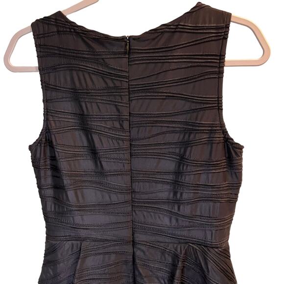Frank Lyman Design Peplum Sheath Dress Size 10 Black Textured Striped Classic - Picture 8 of 14